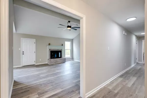 Hephzibah, GA 30815,3743 Crest DR