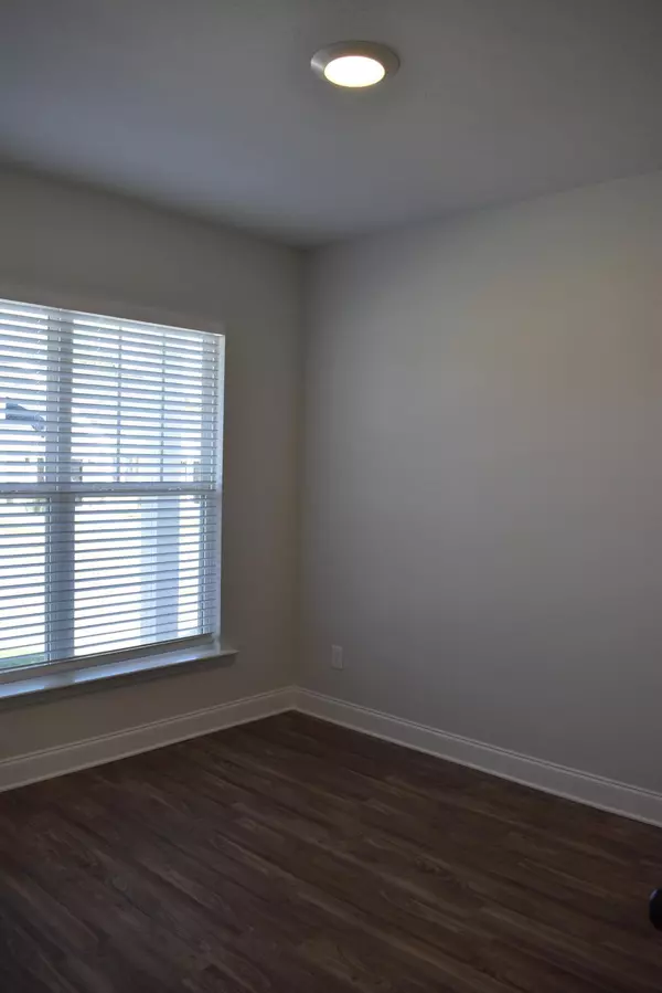 North Augusta, SC 29860,4200 Beautiful Pond PARK