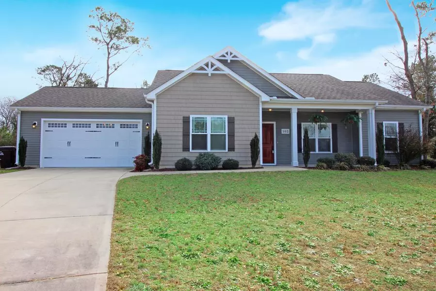 102 Mary Danielles PL, La Grange, NC 28551