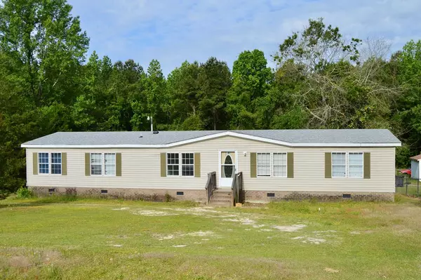 107 Leisure ST, La Grange, NC 28551