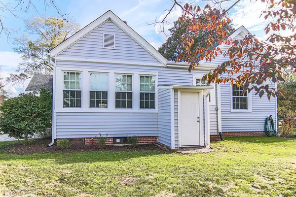 Snow Hill, NC 28580,103 Greene ST