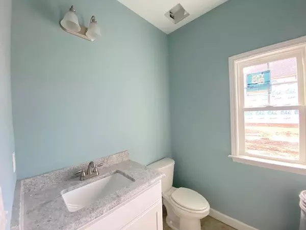 Kenly, NC 27542,451 Fallingbrook DR