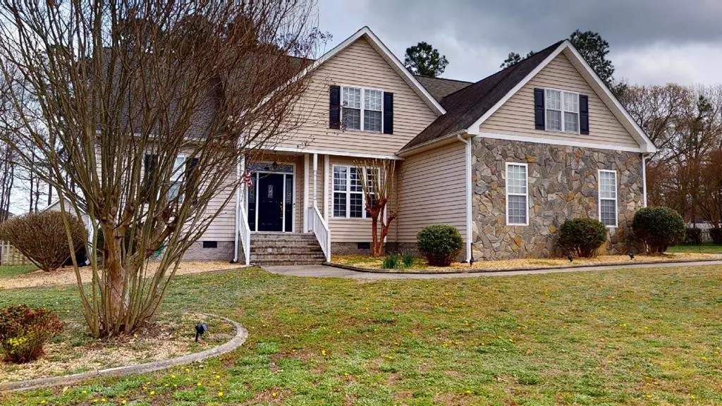 404 Morgan Trace LN, Goldsboro, NC 27530