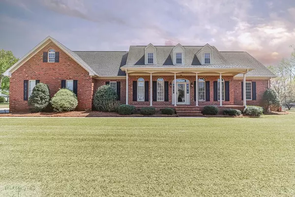 Lake Ridge Drive, Goldsboro, NC 27530