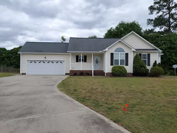 Stewart Allen Circle, La Grange, NC 28551