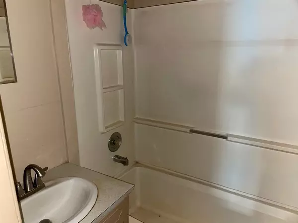 Calypso, NC 28325,204 W Center ST