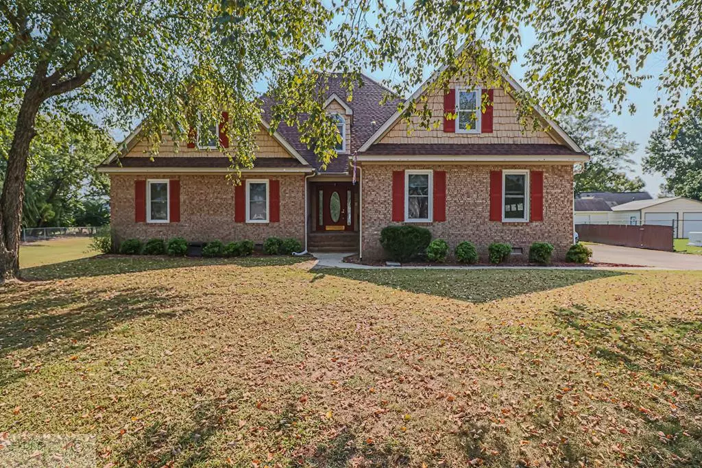 Goldsboro, NC 27530,102 Creek CT