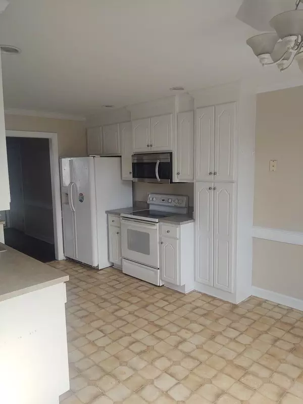 Goldsboro, NC 27534,111 Remount