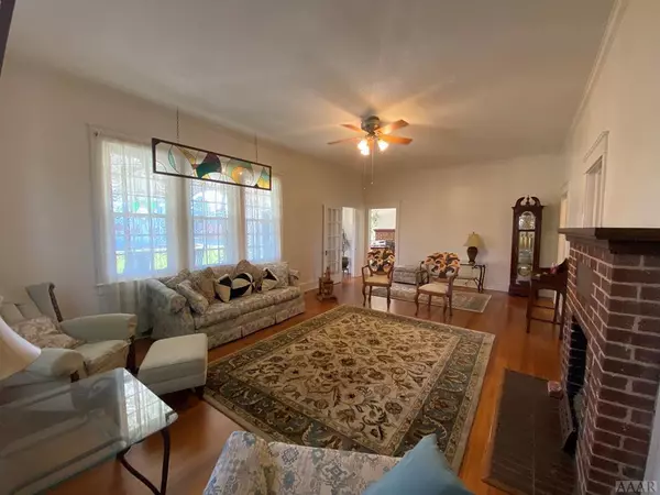 Conway, NC 27820,110 W Main ST