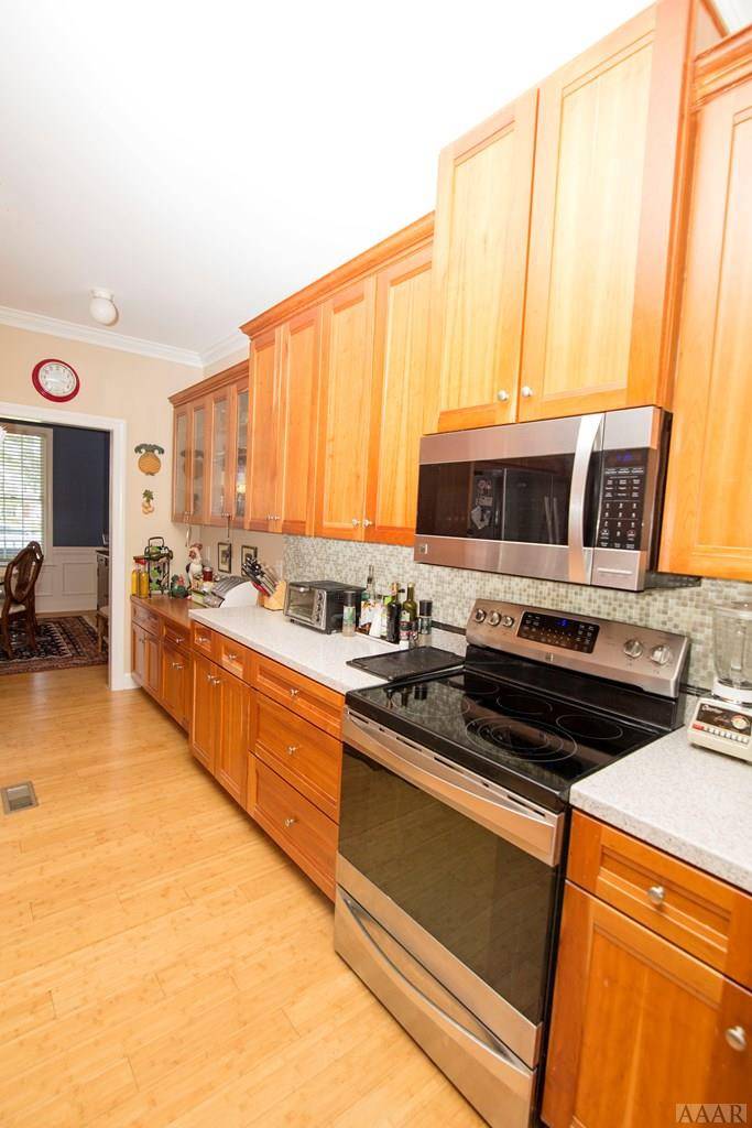 Elizabeth City, NC 27909,505 Small DR