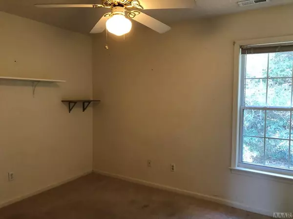 Kill Devil Hills, NC 27894,208 Colington DR