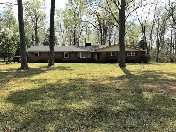 647 E Hwy 158, Sunbury, NC 27979