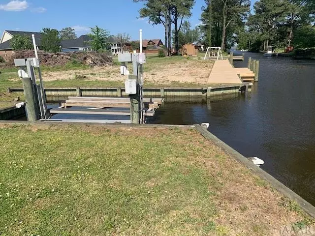 100 Goose Castle TER, Currituck, NC 27929