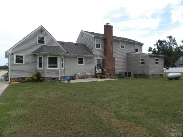 Shawboro, NC 27973,467 Sandy Hook RD