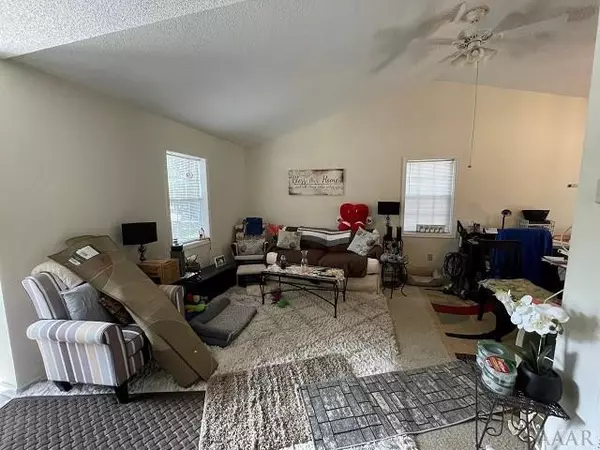 Kill Devil Hills, NC 27948,909 W First ST