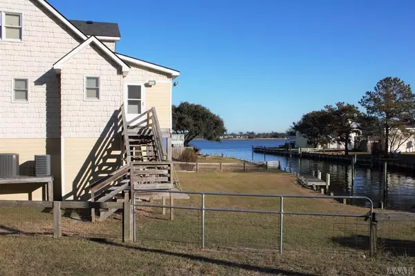 Kill Devil Hills, NC 27948,100 Queen CT