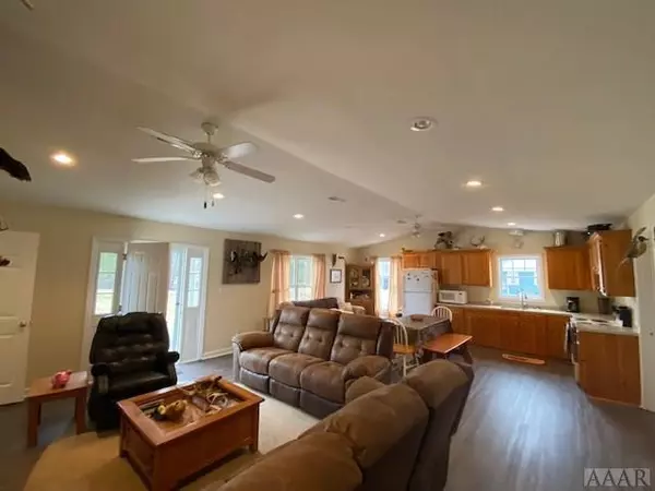 Roper, NC 27970,42 Ruby LN