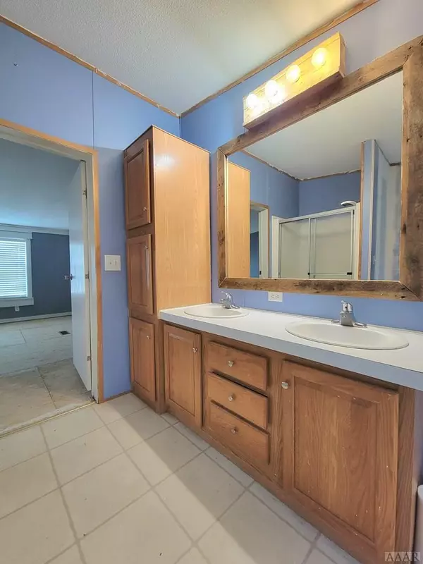 Elizabeth City, NC 27909,301 Katies TRL