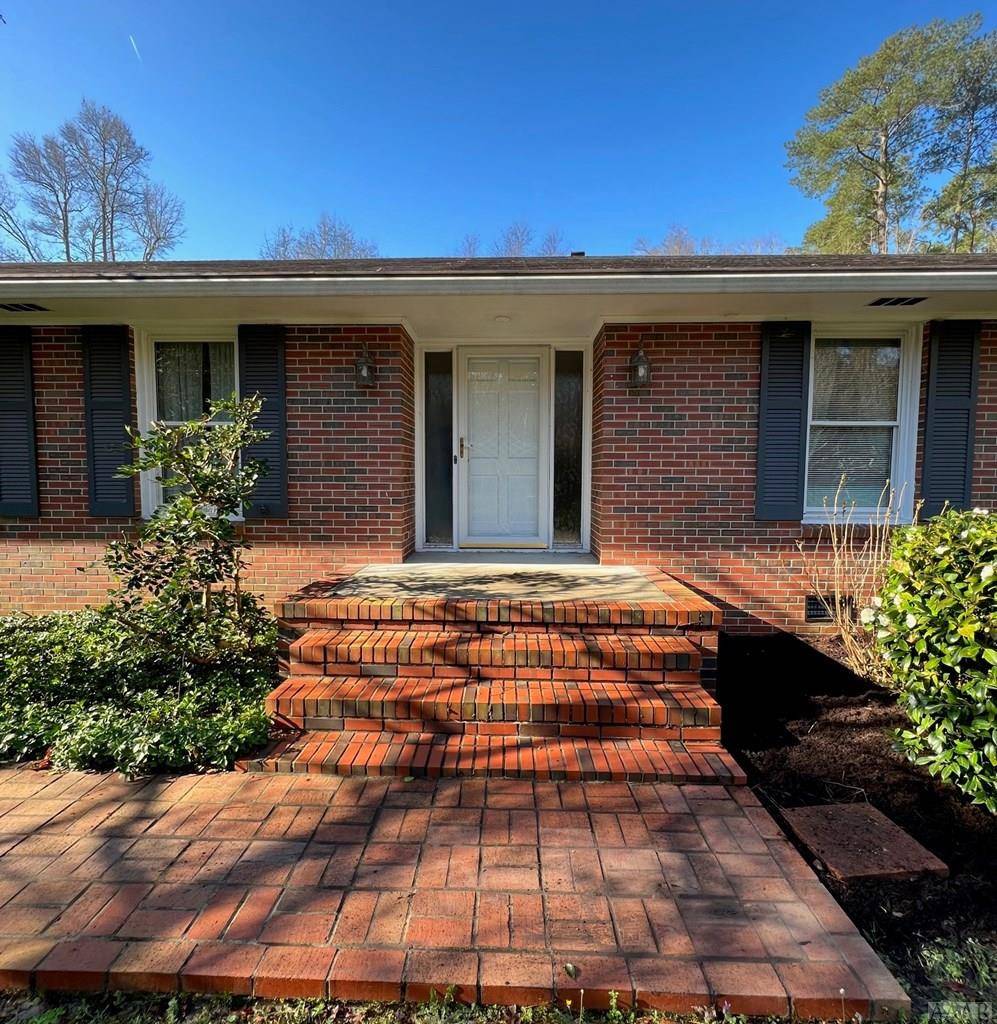 Elizabeth City, NC 27909,109 Pine Lake DR