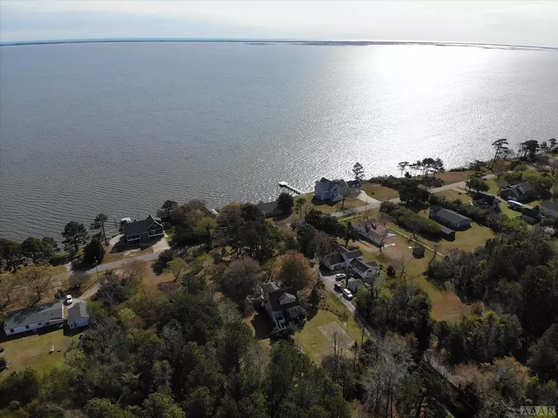 282 Narrow Shore RD, Aydlett, NC 27916