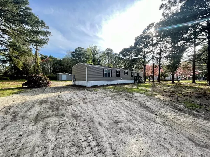 149 Snow Goose LN, Knotts Island, NC 27950