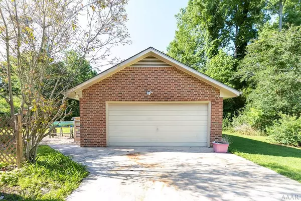 Edenton, NC 27932,143 Country Club DR