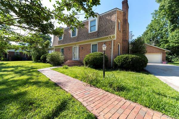 143 Country Club DR,  Edenton,  NC 27932