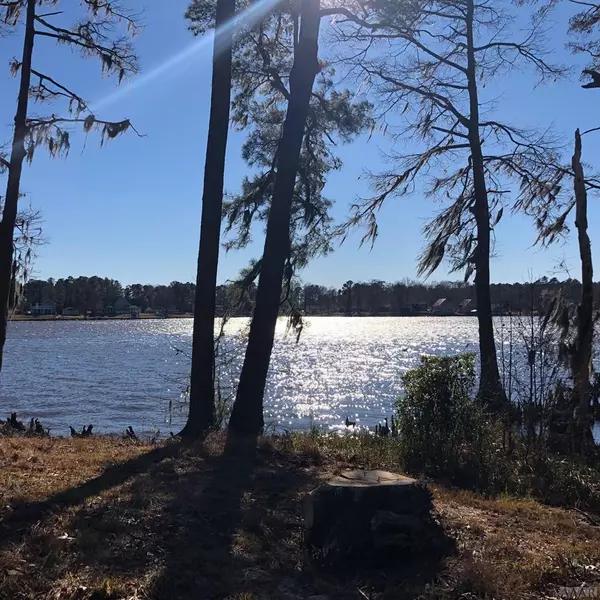 Boshers Point Drive, Hertford, NC 27944