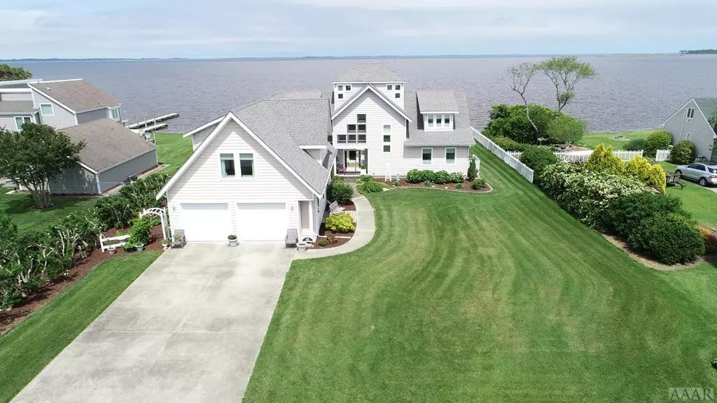 148 E Canvasback DR, Currituck, NC 27929