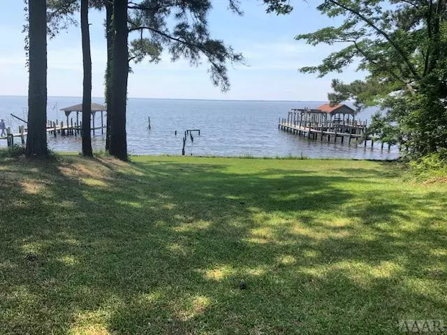 205 Nixon Beach RD, Edenton, NC 27932