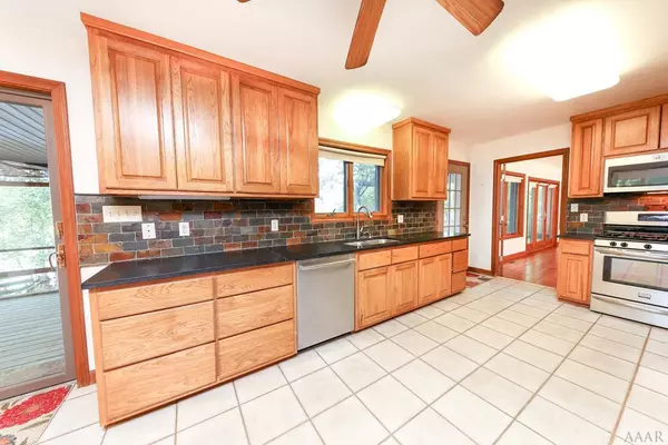 Hertford, NC 27944,138 Knowles Landing DR