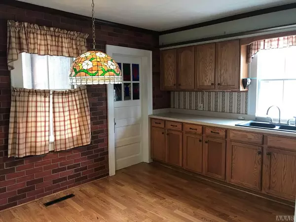 Ahoskie, NC 27910,709 W First ST