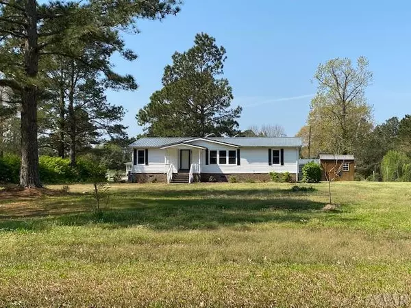 121 Batemans Beach RD, Roper, NC 27970