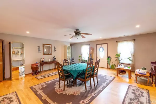 Shawboro, NC 27973,358 N Gregory RD
