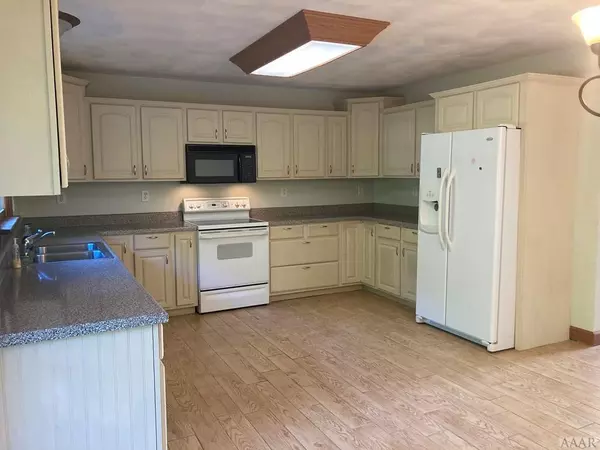 Shawboro, NC 27973,103 Riddle CT