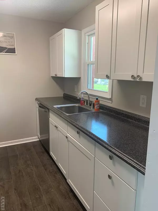 Tyner, NC 27980,419 Center Hill RD