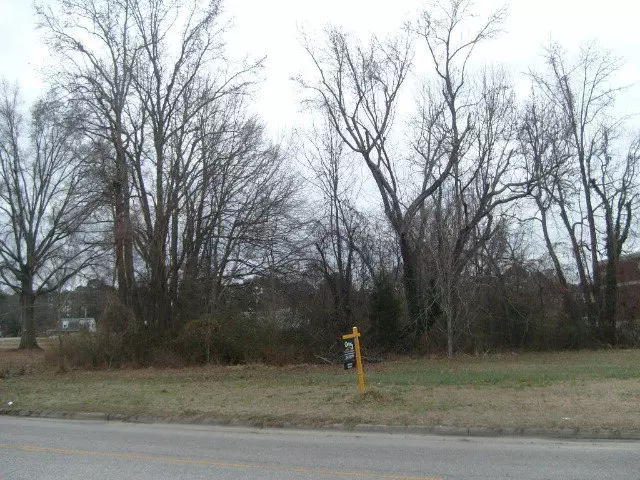 Rocky Mount, NC 27804,0 Zebulon RD