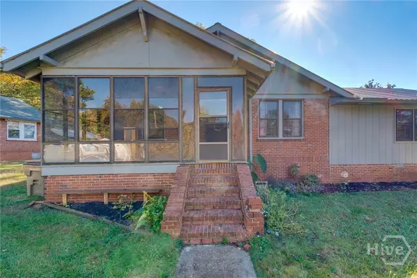 5 Seventh ST, Gainesville, GA 30504