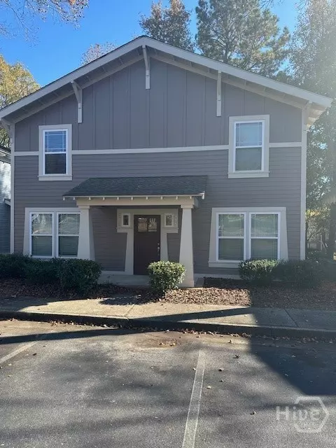 490 Barnett Shoals RD #715, Athens, GA 30605