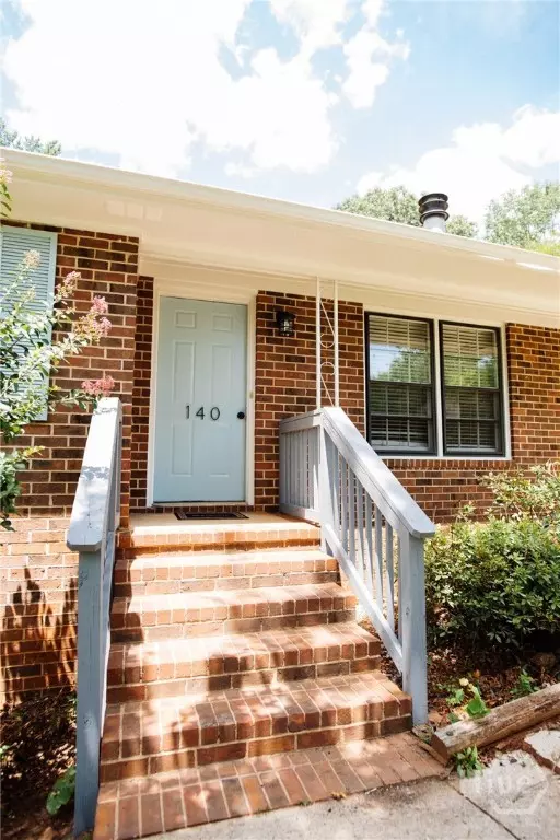 Athens, GA 30605,140 Wolfe LN