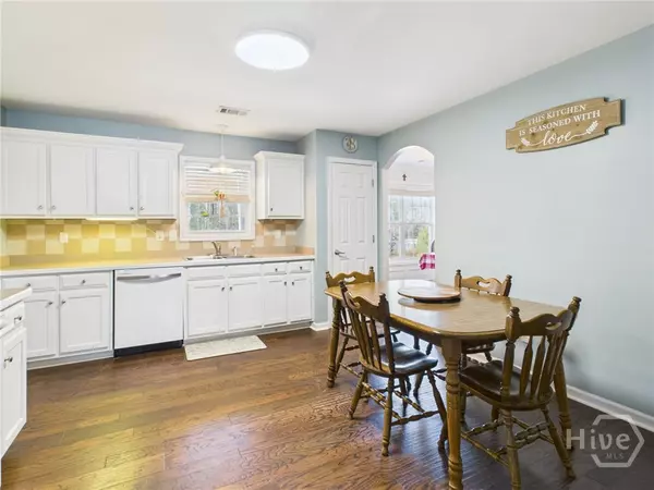 Bishop, GA 30621,1150 Glen LN