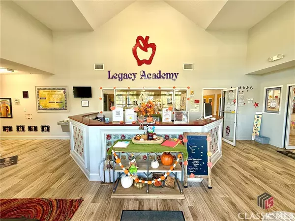 Snellville, GA 30078,1560 Summit Chase DR