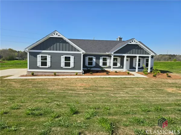 1040 Madison Hills DR, Madison, GA 30650