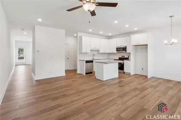 Athens, GA 30606,165 Mill Center BLVD #104