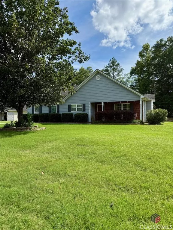 1013 Navaho TRL, Monroe, GA 30655