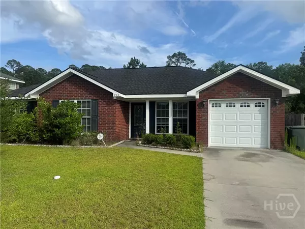 213 Augusta WAY, Hinesville, GA 31313