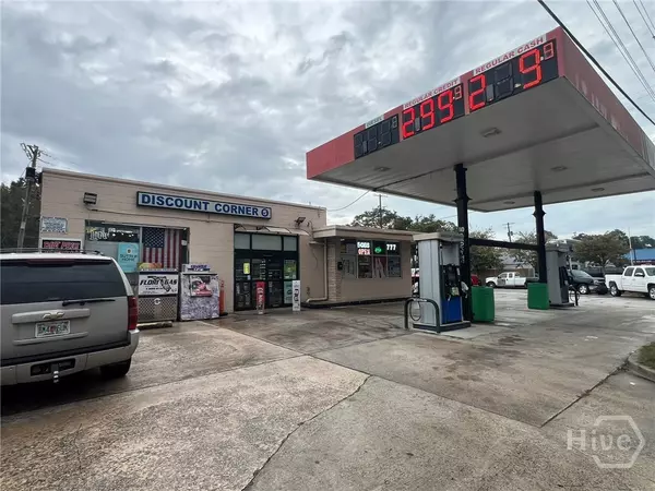 1170 E De Renne AVE, Savannah, GA 31406