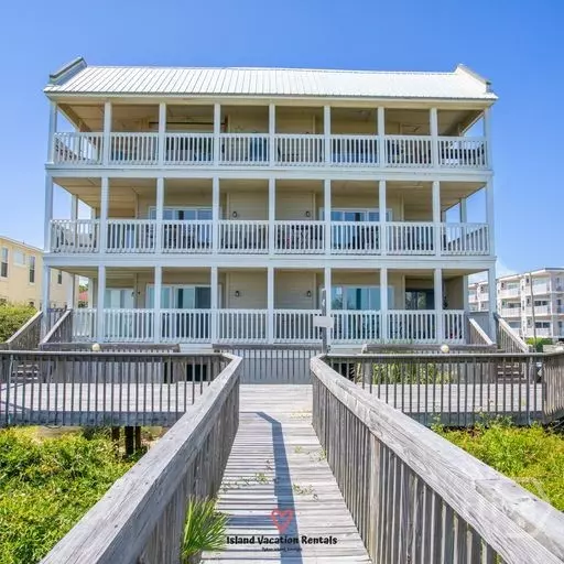 1 Center ST #1, Tybee Island, GA 31328