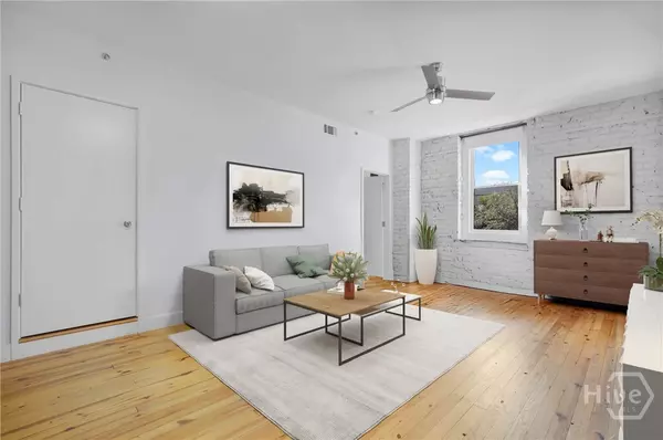 Savannah, GA 31401,310 W Broughton ST #2000