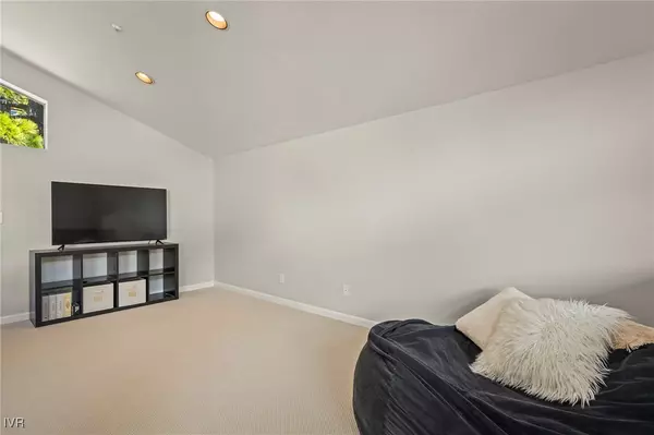 Incline Village, NV 89451,400 Fairview BLVD #218